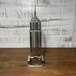 Metal Wire Empire State Building Sculpture
